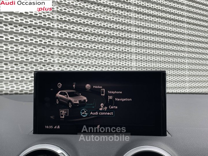 Audi Q2 35 TFSI 150 S tronic 7 Design Luxe - 17