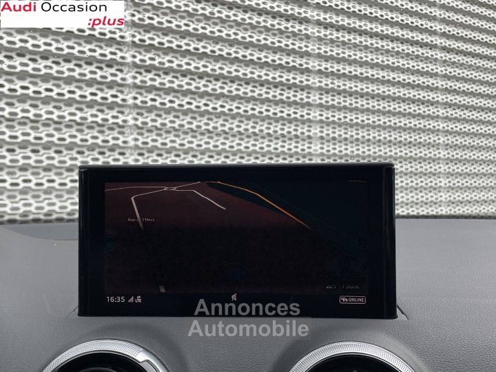 Audi Q2 35 TFSI 150 S tronic 7 Design Luxe - 21