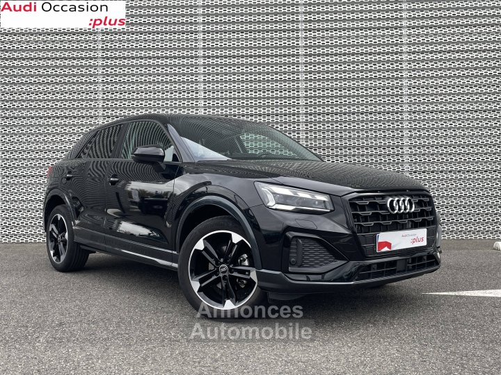 Audi Q2 35 TFSI 150 S tronic 7 Design Luxe - 24