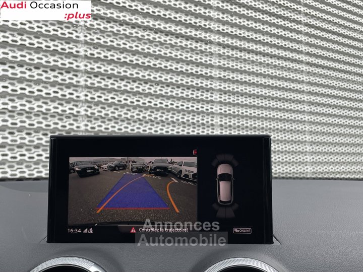 Audi Q2 35 TFSI 150 S tronic 7 Design Luxe - 27