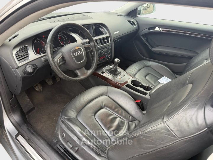 Audi A5 Coup&eacute; 32 V6 FSI 265ch QUATTRO AMBITION LUXE - X&eacute;non Plus, Cuir Milano, Si&egrave;ges chauffants - 9