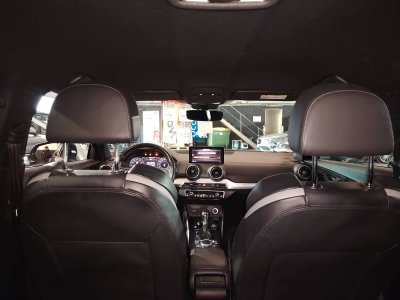 Audi Q2 15 35 TFSI 150ch S line Plus S tronic 7   - 11