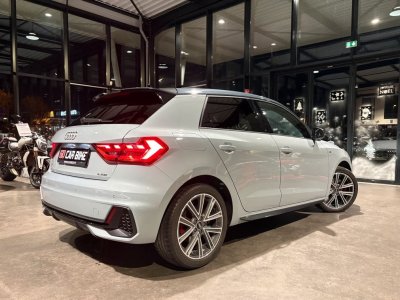 Audi A1 S-Line 35 TFSI 110CH S-tronic Garantie 6 ans Suivi Pack Black M&eacute;plat GPS Keyless 379-mois   - 2