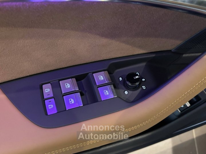 Audi A6 AVANT Avant 55 TFSIe 367 ch S tronic 7 Quattro Competition - 13