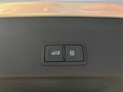 Audi A6 AVANT Avant 55 TFSIe 367 ch S tronic 7 Quattro Competition   - 25