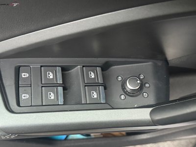 Audi Q3 35 TFSI 150 ch S tronic 7 S line   - 24