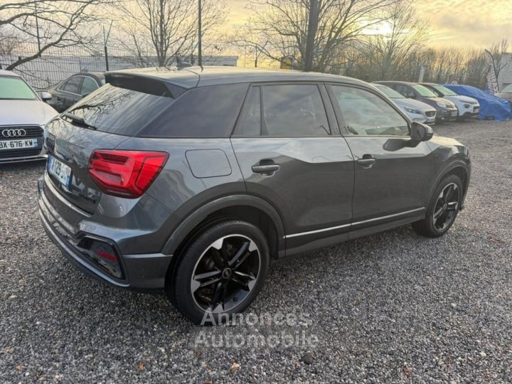 Audi Q2 35 TFSI 150 S tronic 7 Design - 12