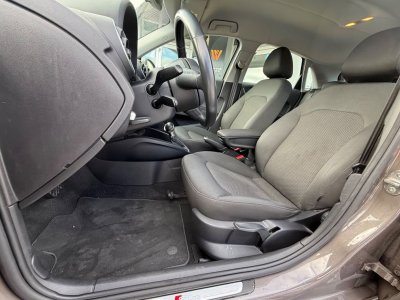 Audi A1 Sportback 10 tfsi 95 ch ultra s line bva - 9