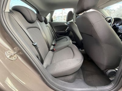 Audi A1 Sportback 10 tfsi 95 ch ultra s line bva - 11