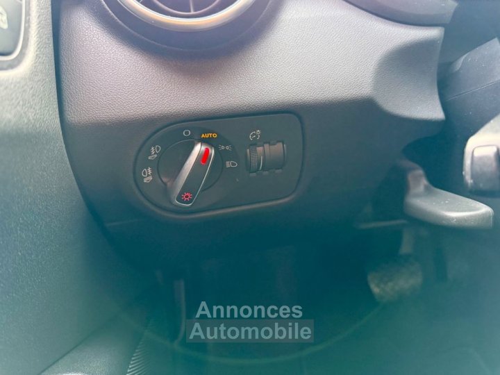 Audi A1 Sportback 10 tfsi 95 ch ultra s line bva - 28