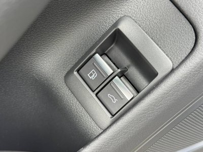 Audi A6 Avant 55 TFSIe 367 ch S tronic 7 Quattro Competition   - 39