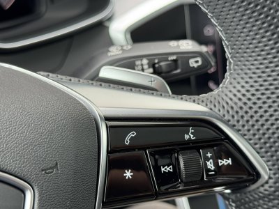 Audi A6 Avant 55 TFSIe 367 ch S tronic 7 Quattro Competition   - 45