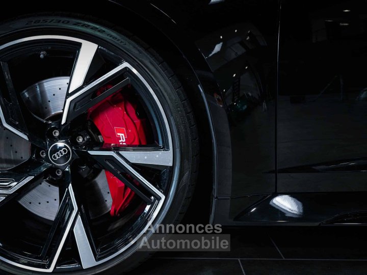 Audi RS6 C8 V8 40 TFSI 600 - 12