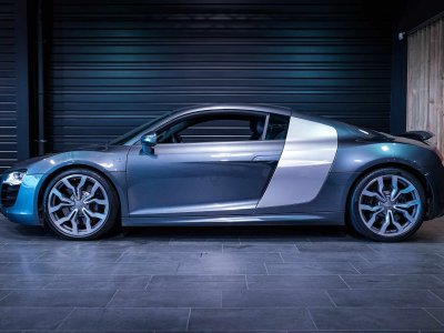 Audi R8 V10 FSI - 6
