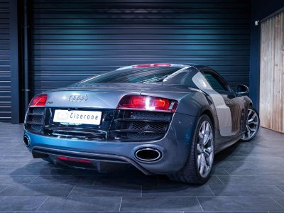 Audi R8 V10 FSI - 7