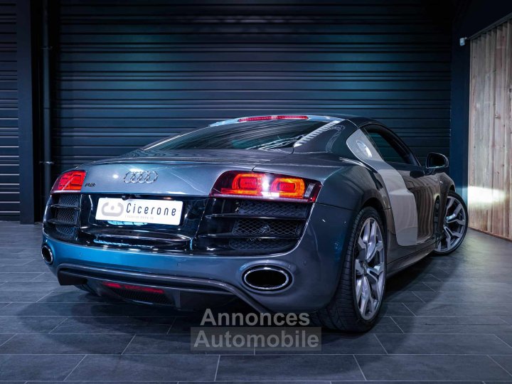 Audi R8 V10 FSI - 8