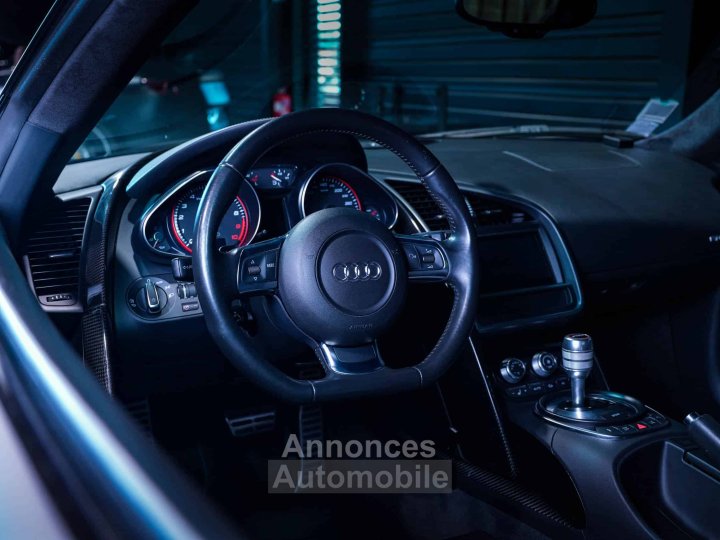 Audi R8 V10 FSI - 25