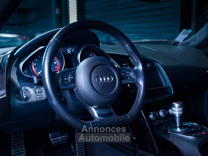 Audi R8 V10 FSI - 27