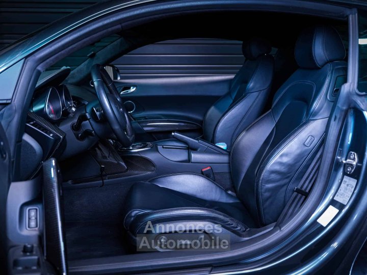 Audi R8 V10 FSI - 31