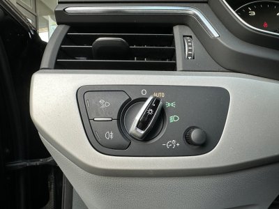 Audi A4 AVANT 20 TDI 150 S tronic 7 Design   - 22