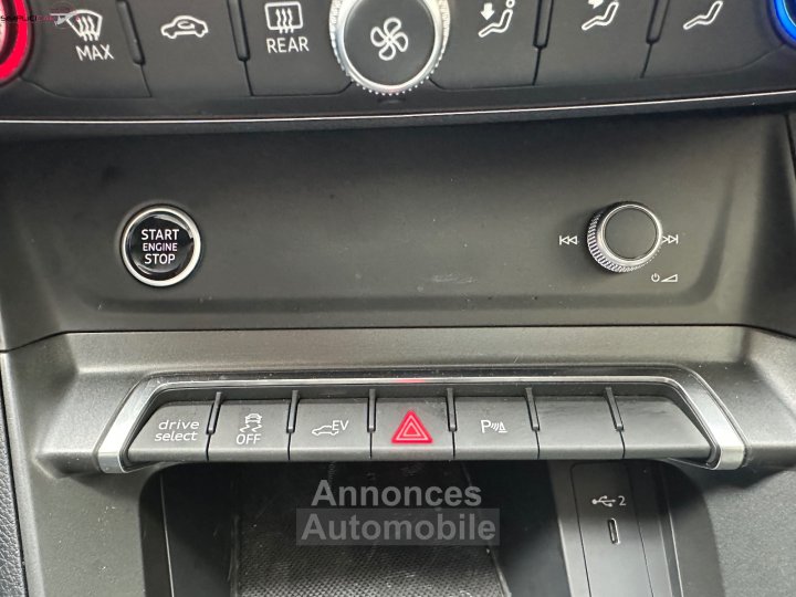 Audi Q3 Sportback 45 TFSIe 245 ch S tronic 6 S line - 14