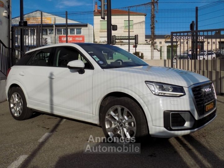 Audi Q2 15 35 tfsi 150ch cod design luxe s tronic 7 to-sound system - 16