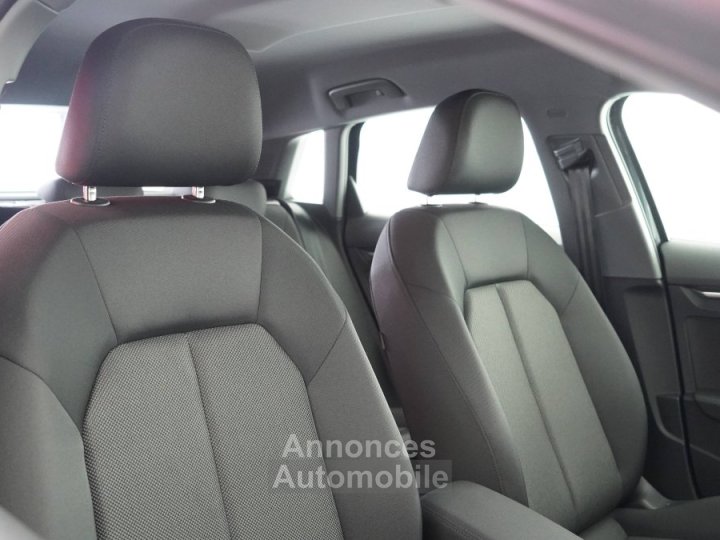 Audi A3 Sportback 40 TFSIe 204 S tronic 6 Business Executive - 8