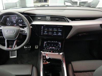 Audi Q8 E-TRON SPORTBACK e-tron Sportback 55 408 ch 114 kWh Quattro S line   - 3