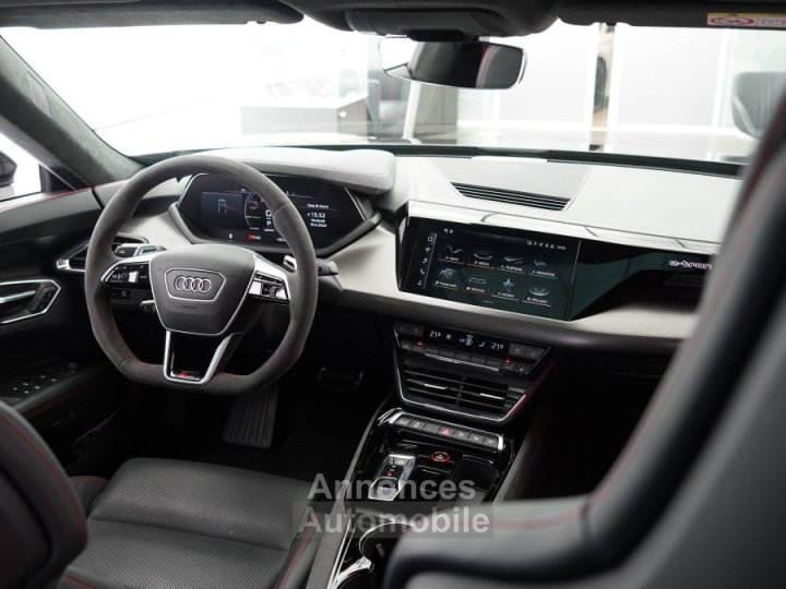 Audi e-tron GT RS 598 ch quattro S Extended - 8