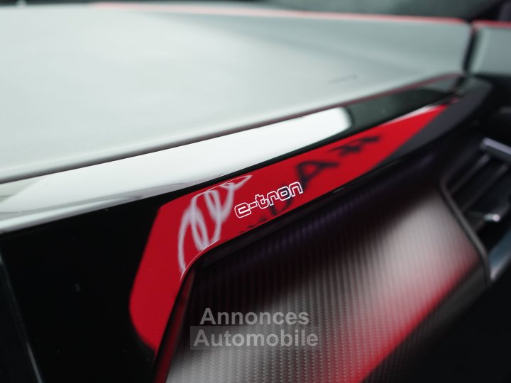 Audi e-tron GT RS 598 ch quattro S Extended - 9