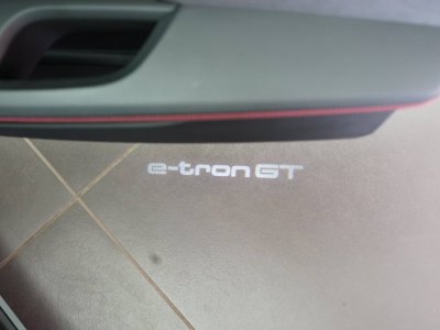 Audi e-tron GT RS 598 ch quattro S Extended   - 19