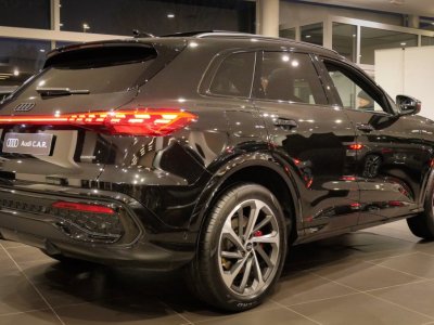 Audi Q5 TDI 204 ch Hybride S tronic 7 Quattro S line   - 7