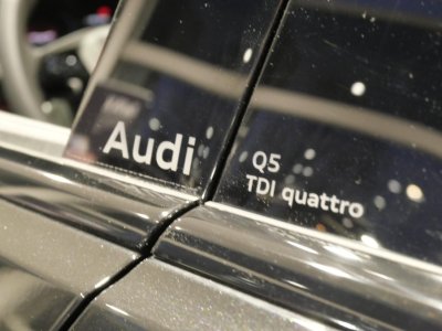 Audi Q5 TDI 204 ch Hybride S tronic 7 Quattro S line   - 20