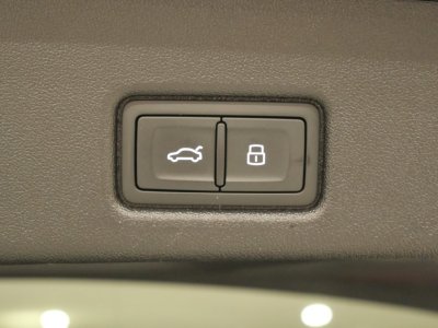 Audi Q5 TDI 204 ch Hybride S tronic 7 Quattro S line   - 26