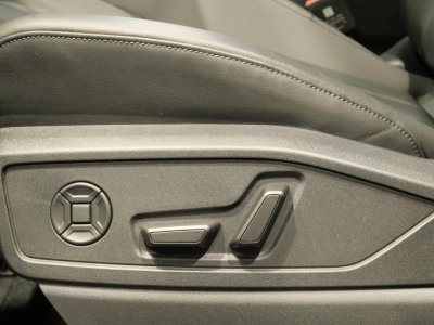 Audi Q5 TDI 204 ch Hybride S tronic 7 Quattro S line   - 27