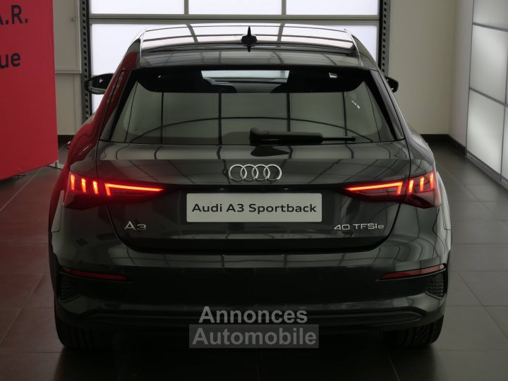 Audi A3 Sportback 40 TFSIe 204 S tronic 6 Business Executive - 7
