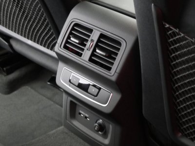 Audi Q5 55 TFSIe 367 S tronic 7 Quattro S line - 13