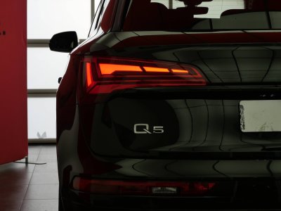 Audi Q5 55 TFSIe 367 S tronic 7 Quattro S line - 21