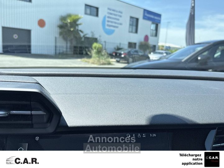 Audi A3 Sportback 35 TFSI Mild Hybrid 150 S tronic 7 Design Luxe - 6