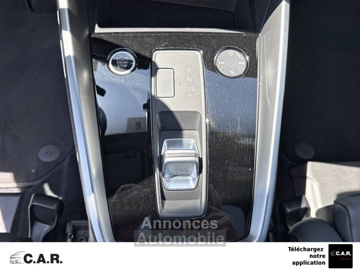 Audi A3 Sportback 35 TFSI Mild Hybrid 150 S tronic 7 Design Luxe - 19