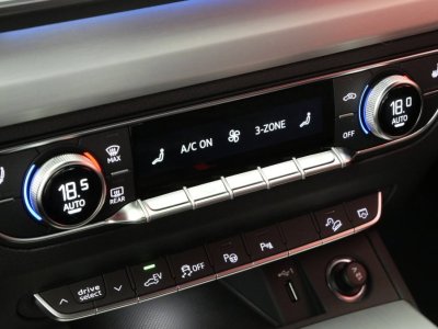 Audi Q5 Sportback 55 TFSIe 367 S tronic 7 Quattro S line   - 12