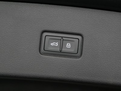 Audi Q5 Sportback 55 TFSIe 367 S tronic 7 Quattro S line   - 16