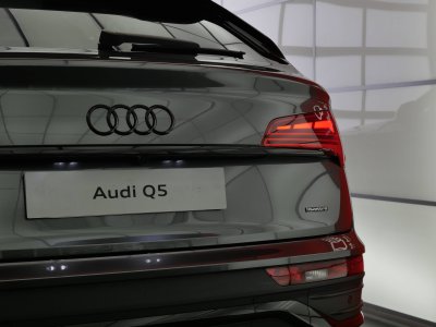 Audi Q5 Sportback 55 TFSIe 367 S tronic 7 Quattro S line   - 24