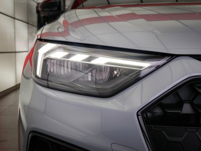 Audi A1 Sportback 30 TFSI 116 ch S tronic 7 Black Edition - 11