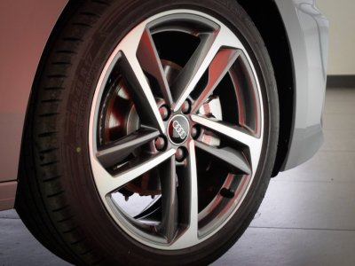 Audi A1 Sportback 30 TFSI 116 ch S tronic 7 Black Edition - 14