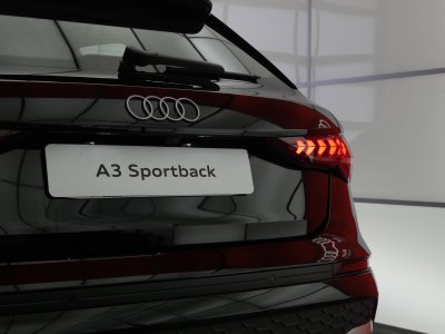 Audi A3 Sportback 40 TFSI e Hybride rechargeable 204 S tronic 6 Business Executive   - 3