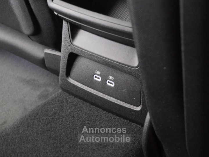 Audi A3 Sportback 40 TFSI e Hybride rechargeable 204 S tronic 6 Business Executive - 17