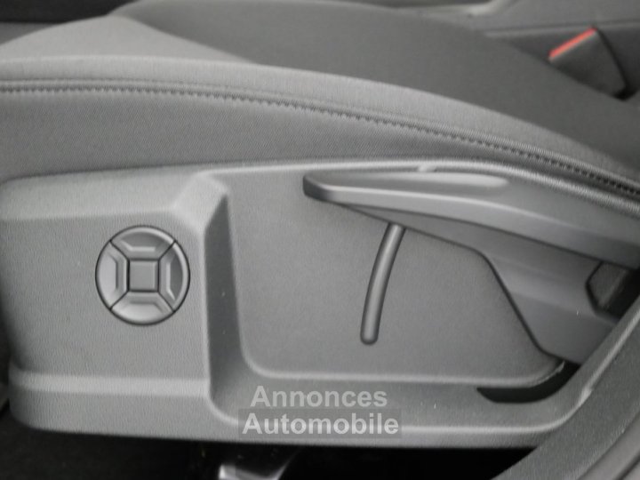 Audi A3 Sportback 40 TFSIe 204 S tronic 6 Business Executive - 12