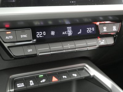 Audi A3 Sportback 40 TFSIe 204 S tronic 6 Business Executive - 13