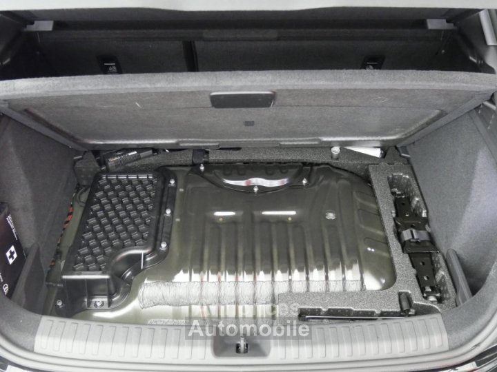 Audi A3 Sportback 40 TFSIe 204 S tronic 6 Business Executive - 14